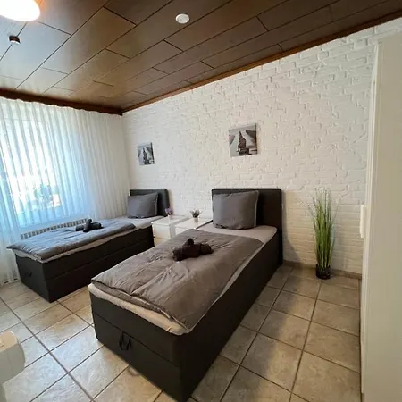 Ferienzimmer / Monteurzimmer In Palenberg, Deutschland Homestay szállás Übach-Palenberg